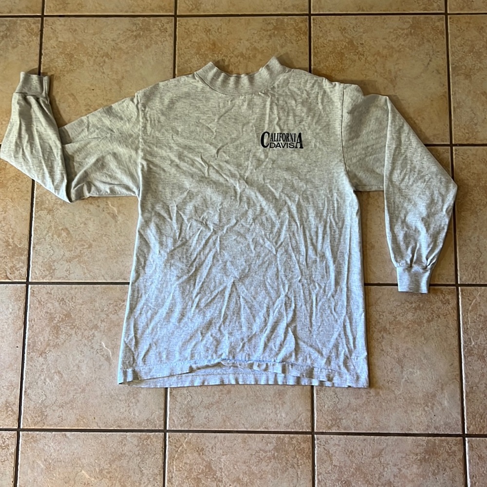 Vintage Davis‎ California Single Stitch Long Sleeve Tshirt Light Gray, Sz Large